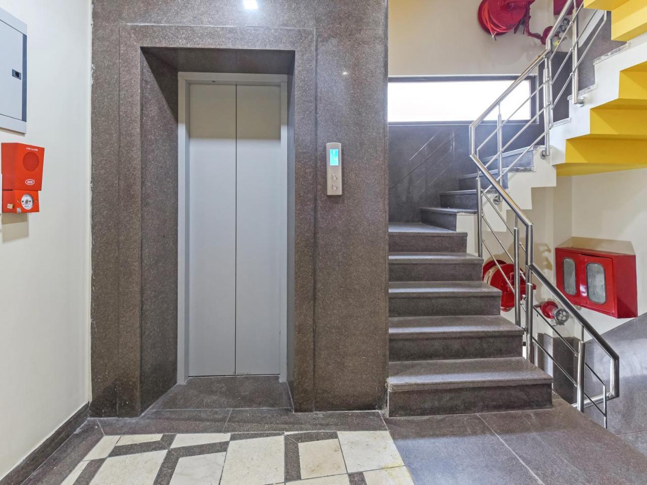 Hotel Fabexpress Marigold I Neu-Delhi Exterior foto